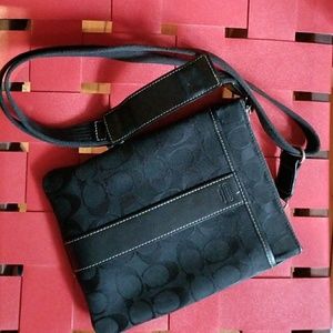 Vintage Coach Crossbody  circa 2002